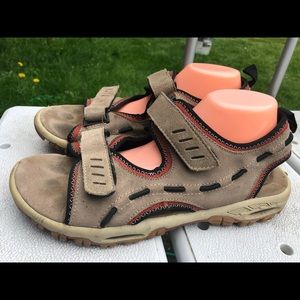 State Street Men’s Gray Suede Sport Sandals Size10